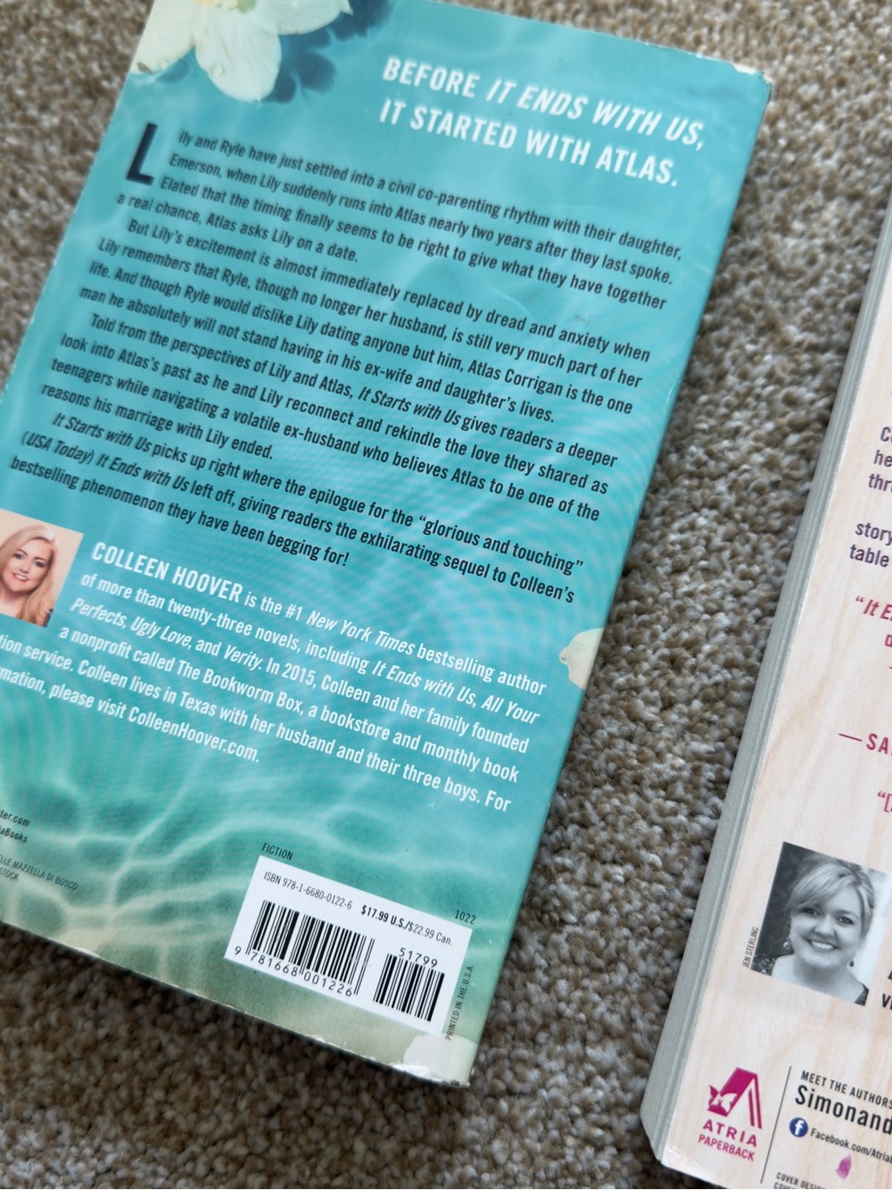 Colleen Hoover Romance Book Bundle It Ends With Us + It Starts With Us - Picture 5 of 6